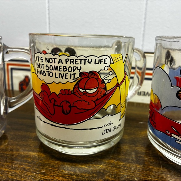 Garfield McDonald’s Comic Glass Mugs (set of 3) 1978 - Picture 3 of 9